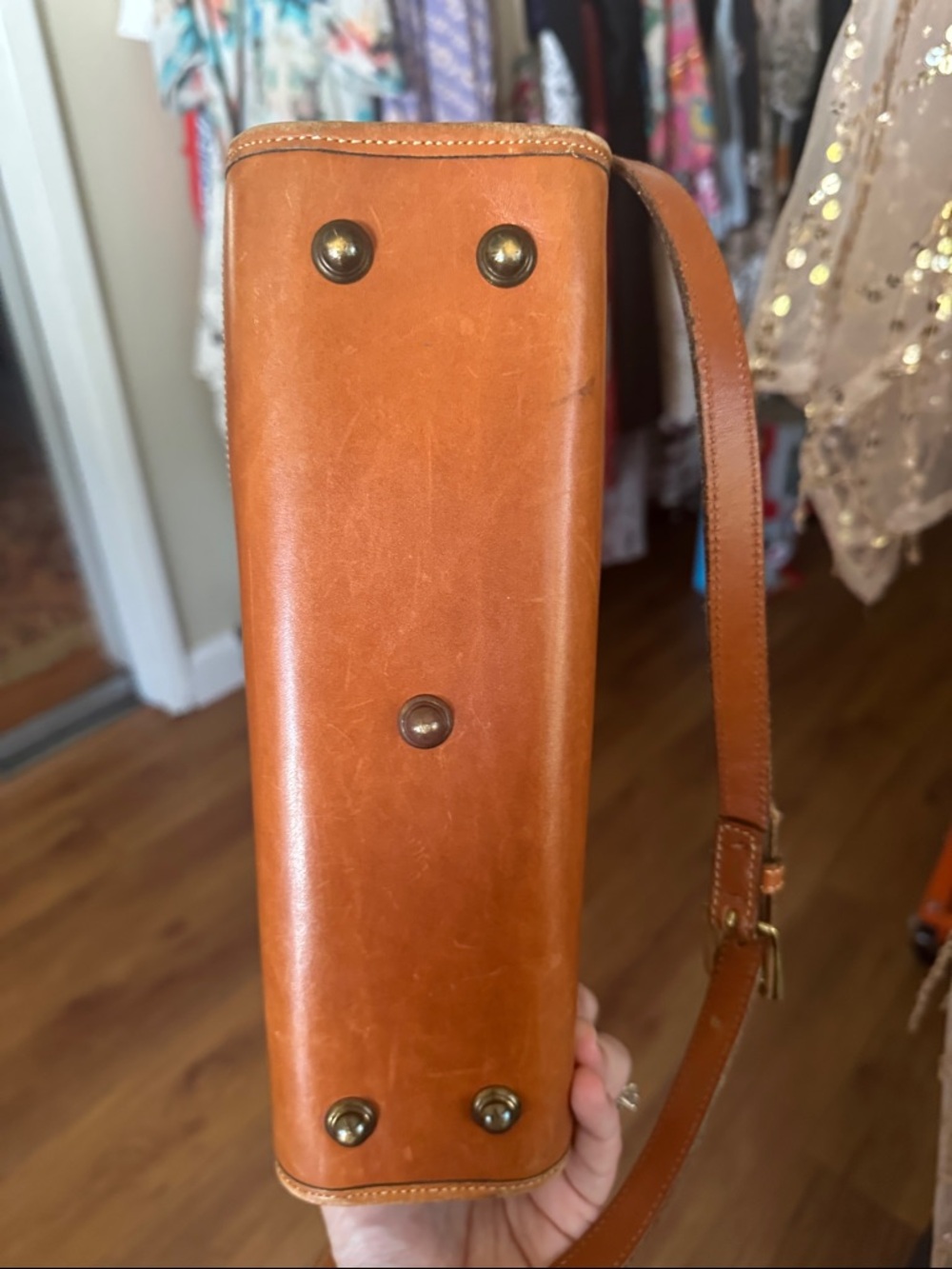 Vintage Dooney & Bourke Pebble Leather Crossbody Bag in Taupe & Brown - Picture 6 of 7